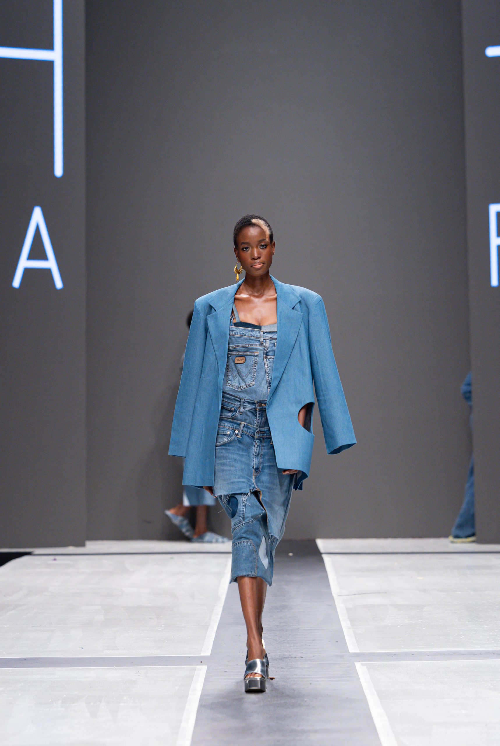 FIA Cut-Out Blazer